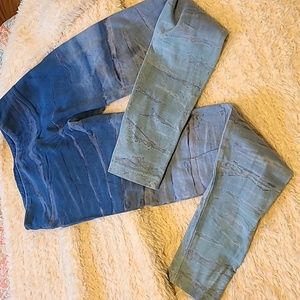 Hard Tail blue tie dye leggings